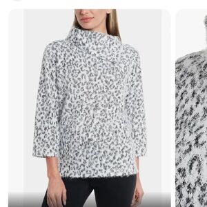 Vince Camuto fuzzy sweater sz S